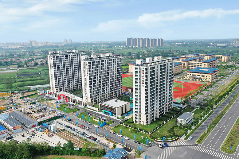 滨海湾举行首届国际城市马拉松吸引全球万名跑者参与